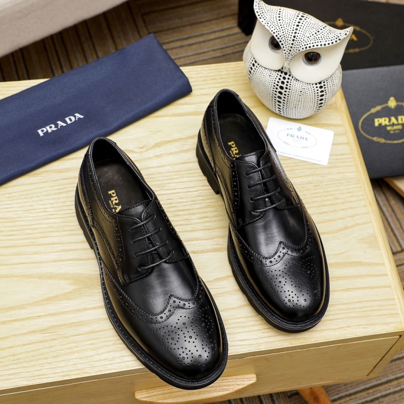 Pra*a leather shoes